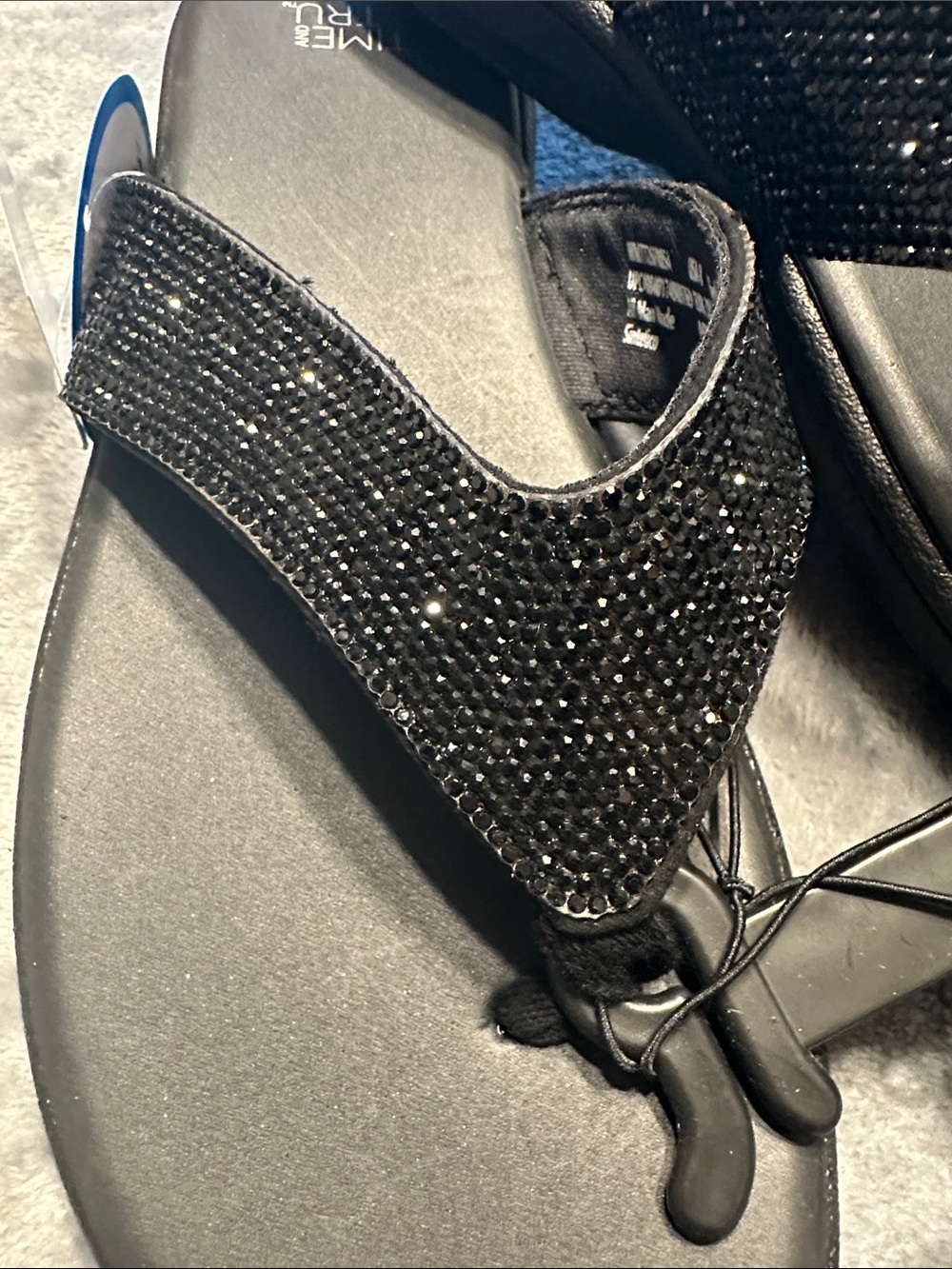 NWTS Time and Tru Black Sparkle Thong Sandals Sz 8 - Picture 2 of 10